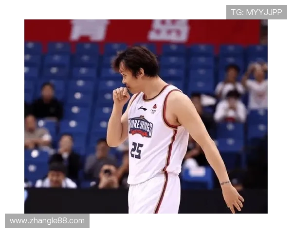 丁彦雨航复出再掀篮球热潮引领新一代中国球员奋勇逐梦