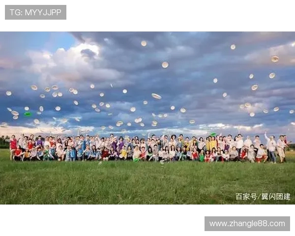 上海飞盘队创历史新高状态排名引发热议展现团队实力与潜力 上海飞盘队创历史新高状态排名引发热议展现团队实力与潜力