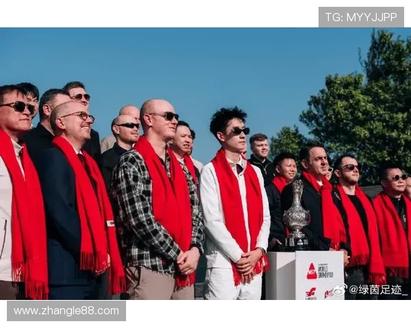 斯诺克赛场群星争锋演绎绿茵桌上精妙攻防与无限激情碰撞精彩瞬间