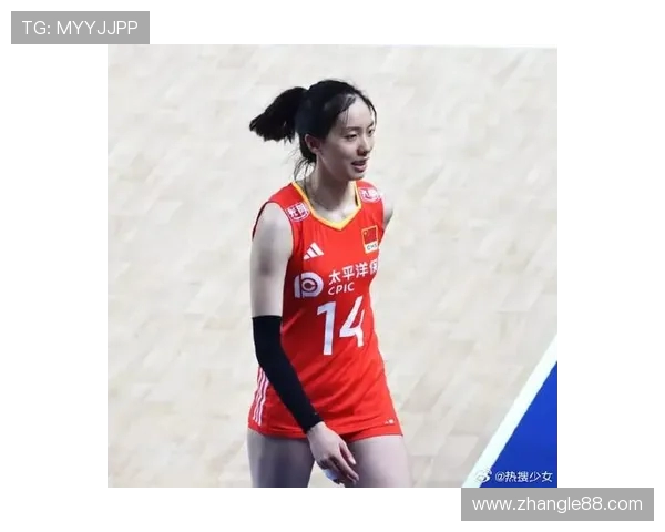 中国女排与日本女排激战正酣比分胶着赛况引人关注