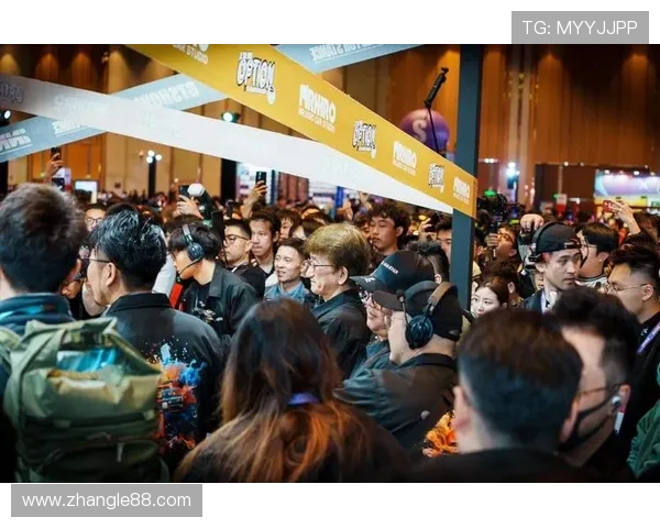 可兰白克：探索这位杰出人物的传奇人生与影响力之旅