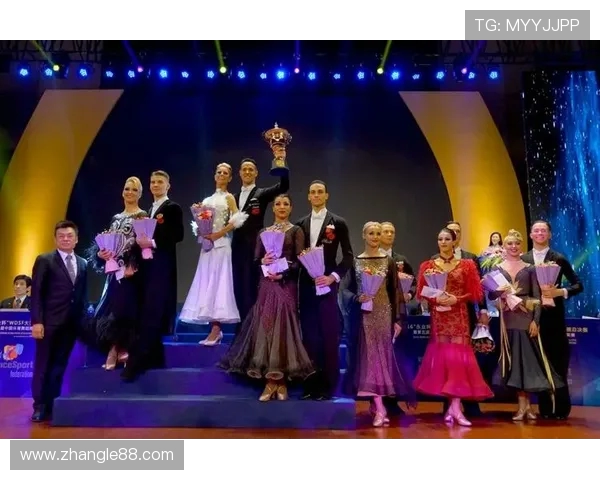 广东与南京精彩对决完整视频回顾尽享比赛精彩瞬间与精彩解说 广东与南京精彩对决完整视频回顾尽享比赛精彩瞬间与精彩解说